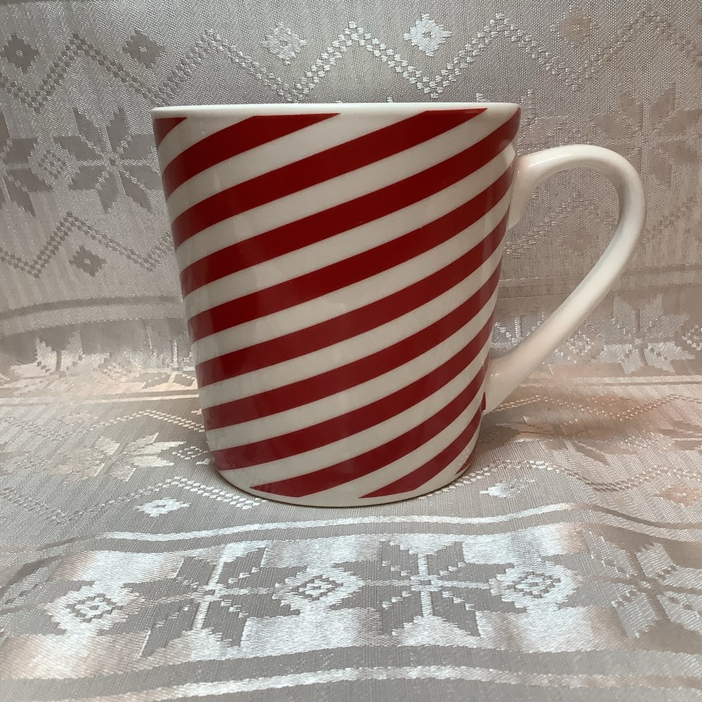 Starbucks Holiday Candy Cane Striped Ceramic Mug 17 oz